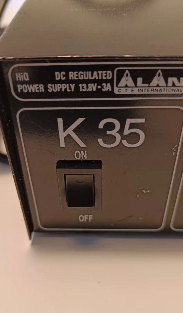 Alan K35 - Fuente alimentación 13.8V
