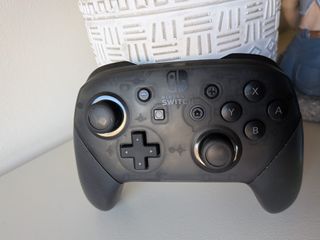 Mando Pro Nintendo Switch