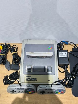 Super Nintendo + 2 Mandos