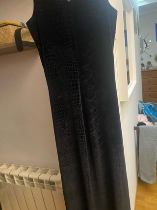 Vestido terciopelo negro - Talla M Mango