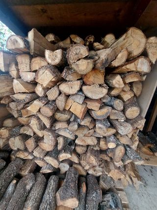 Leña seca roble y haya - 0,20€ kg