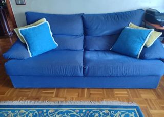 Sofás y Butaca azul de tela