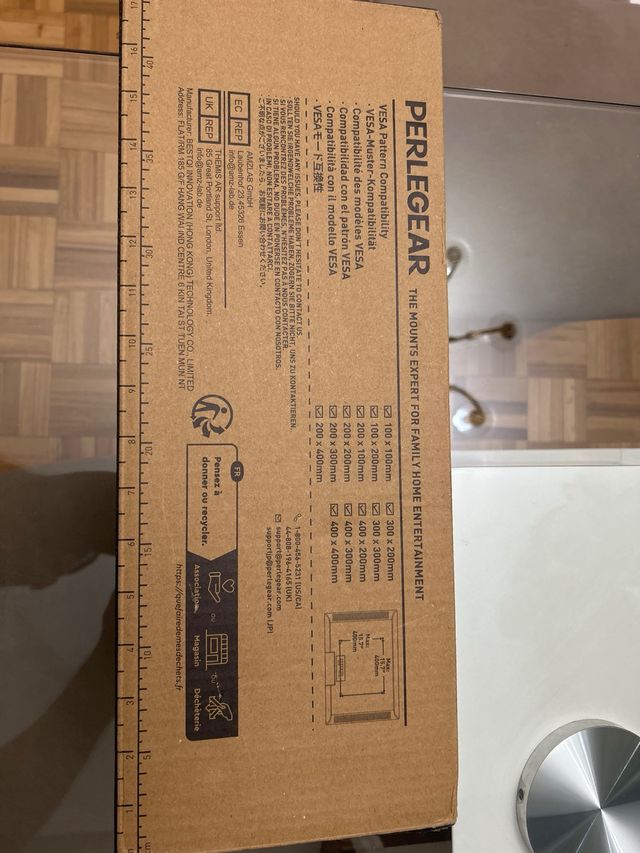 Soporte TV - Tornillos y Fijaciones