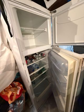 Nevera Indesit usada
