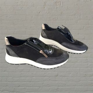 Zapatillas 24 hrs calzado cómodo