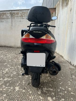 Scooter Suzuki Burgman 200cc
