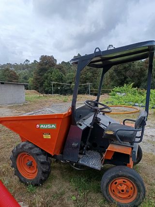 Dumper Ausa: Basculante hidráulico