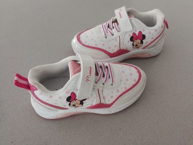 Zapatillas Minnie niña