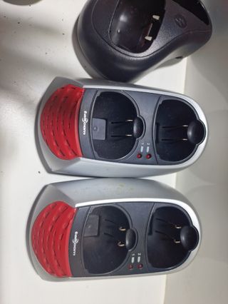 Walkie Talkie + basi Motorola TLKR-T5