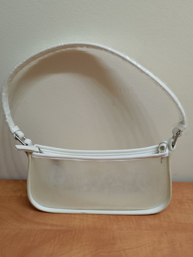 Bolso blanco semi transparente