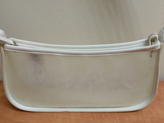 Bolso blanco semi transparente