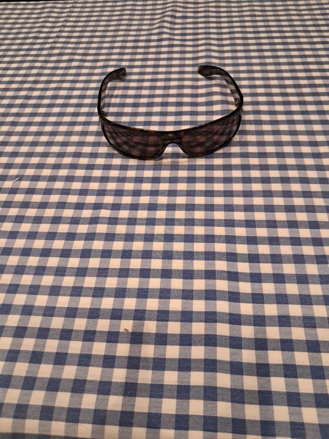 Gafas sol marrones Dolce Gabana.