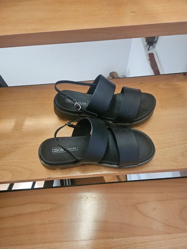 Sandalias ASOS negras plataforma