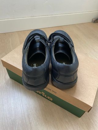 Zapatos de colegio Gorila  