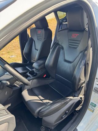 Ford Focus ST 250CV 2013 – Full extras