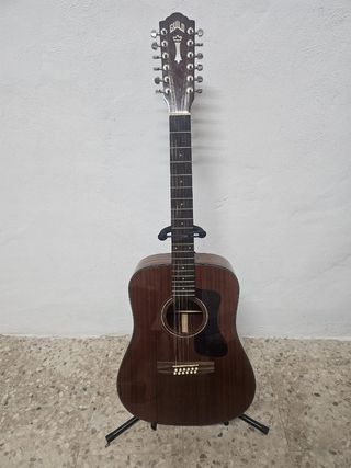 Guitarra Guild 12 cuerdas 
Guild 1212 E
