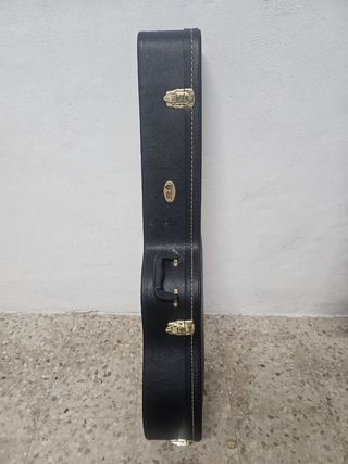Guitarra Guild 12 cuerdas 
Guild 1212 E
