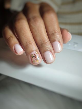 Uñas permanentes decoradas