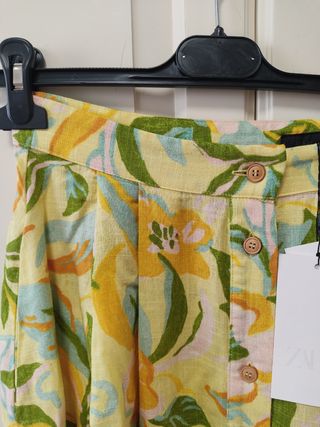 Falda Zara lino floral