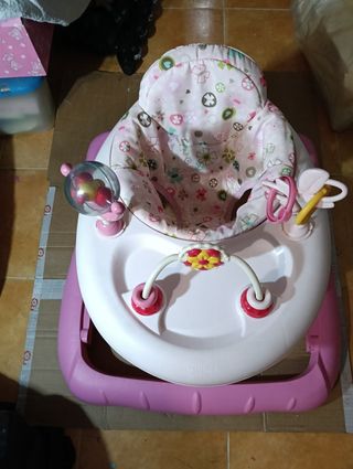 Andador Bebé Rosa