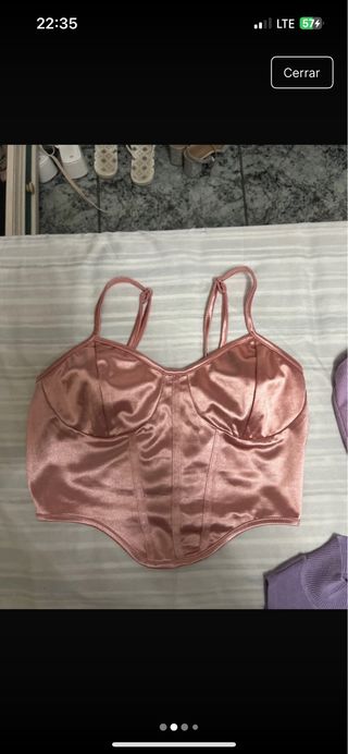 Tops rosados y morados