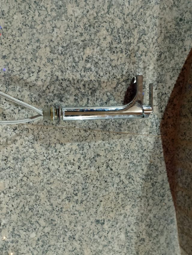 Grifo Teka alto - Baño