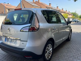 Renault Grand Scenic 2013
