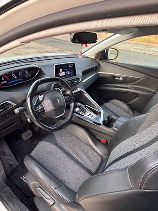 Peugeot 3008 2019