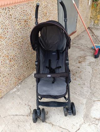Silla paseo Chicco ligera
