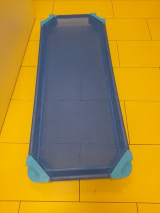 Cama infantil azul mascotas