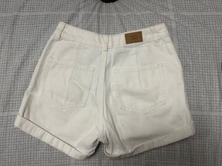 Shorts bianchi vita alta