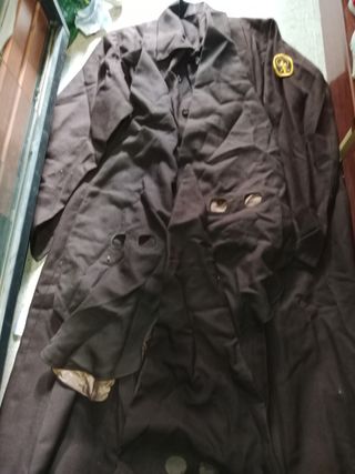 Ropa procesión marrón