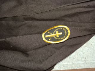 Ropa procesión marrón