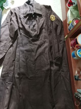 Ropa procesión marrón