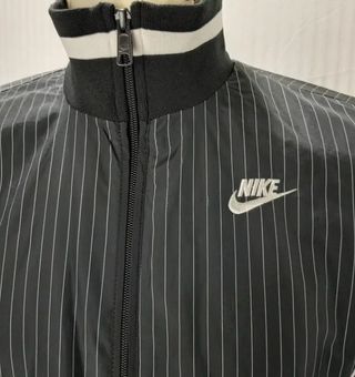 Chaqueta Nike pinstripe