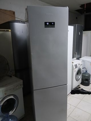 Targeta de Nevera GRUNDIG