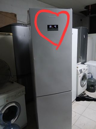 Targeta de Nevera GRUNDIG