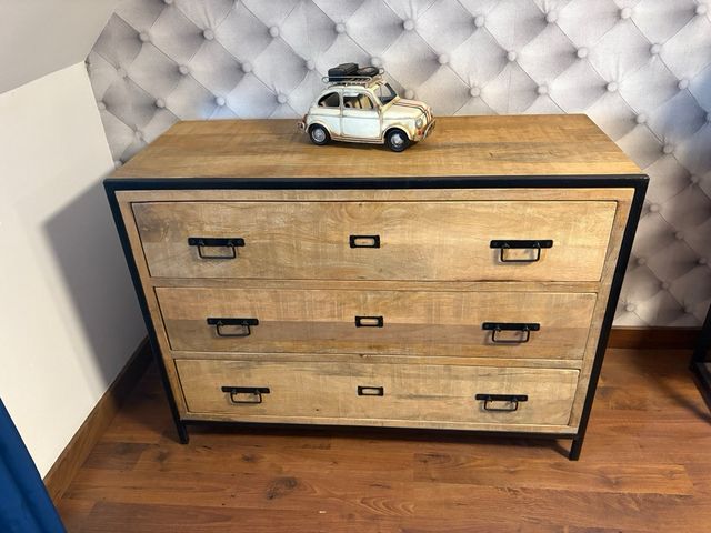 Fabbricazione di cassettiere industriali  Può essere spostato!