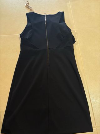 Tubino nero con dettagli oro