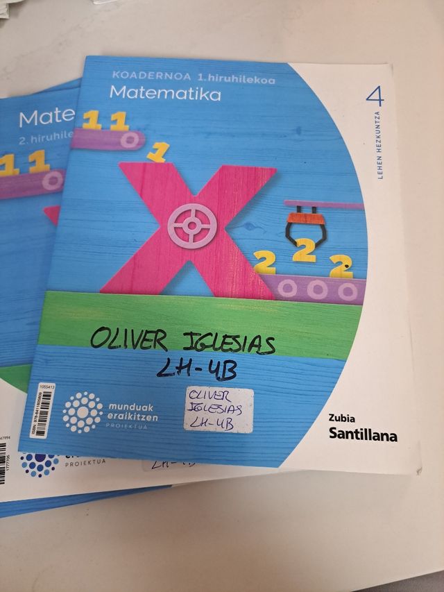 MATEMATIKA 4 LEH MUNDUAK ERAIKITZEN