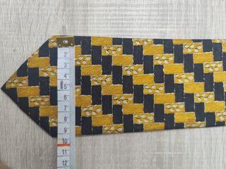 Corbata negra y dorada | Dustin de seda