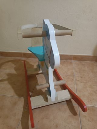 Balancín bebé madera