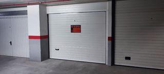 Garaje/cochera cerrada con trastero