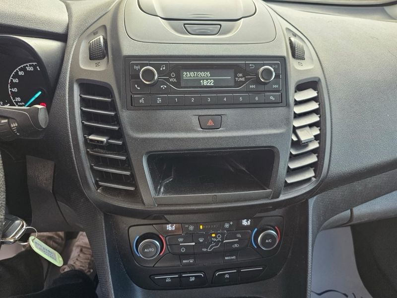 Ford Transit Connect 2020, foto 6