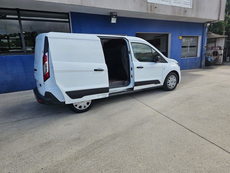 Ford Transit Connect 2020, foto 5