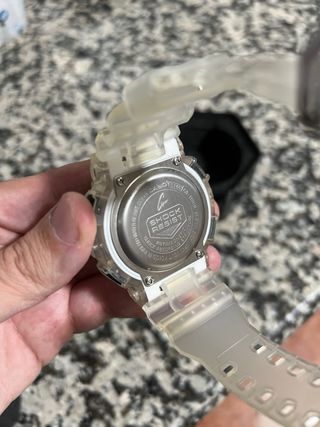 Reloj Casio G-Shock Transparente