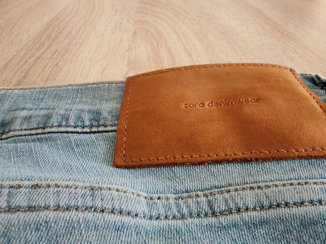 Vaqueros Zara - Talla L (42-44)