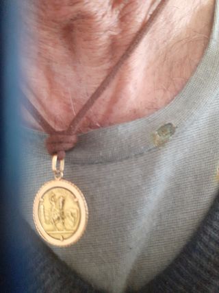 Medaglia oro 18k( handmade Damiano Damiani).750'