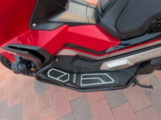 Honda XADV 750 - Moto Scooter