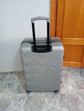 MALETA GRANDE GRIS 75X50X29 NUEVA 